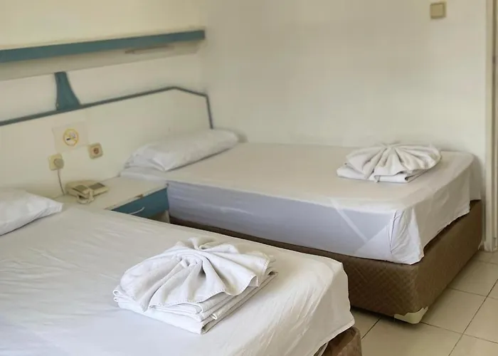 Aparthotel Atlantis 3*