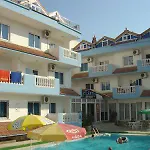 Apartahotel Atlantis 3*