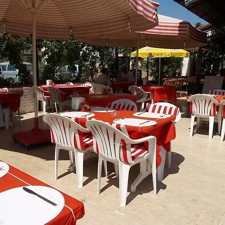 Apart Otel Atlantis 3*