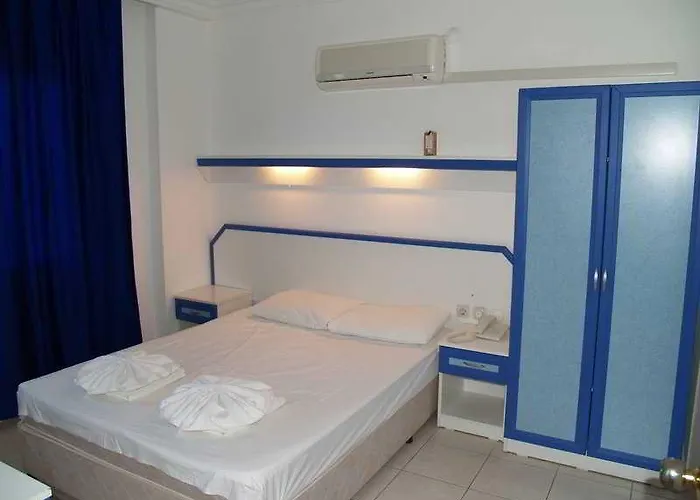 Atlantis Apartmanhotel 3*